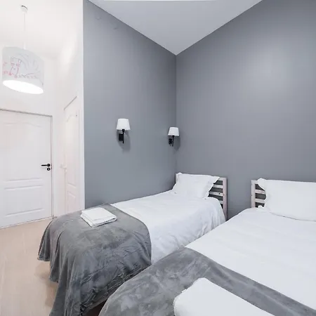 Hales Self Check-in - Lollo 维尔纽斯