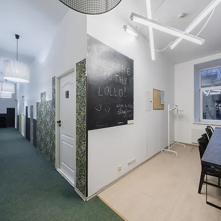 Гостьовий будинок Hales Self Check-in - Lollo 3*