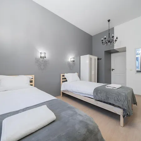 Hales Self Check-in - Lollo 3* Vilnius