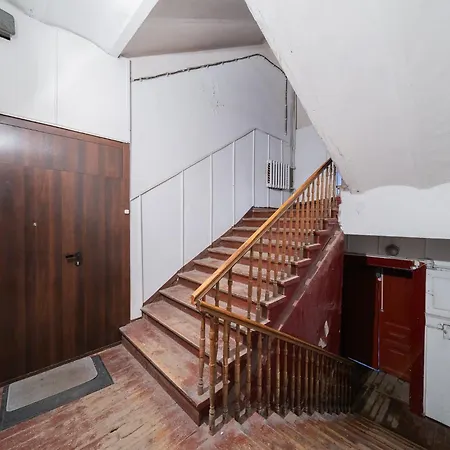 Hales Self Check-in - Lollo 3* Vilnius